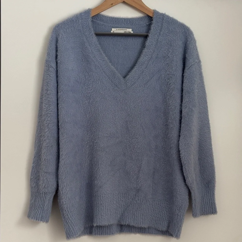 Anthropologie V-Neck Eyelash Tunic Sweater in Blue